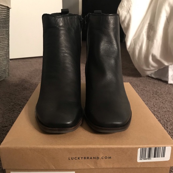 leather boots cracking